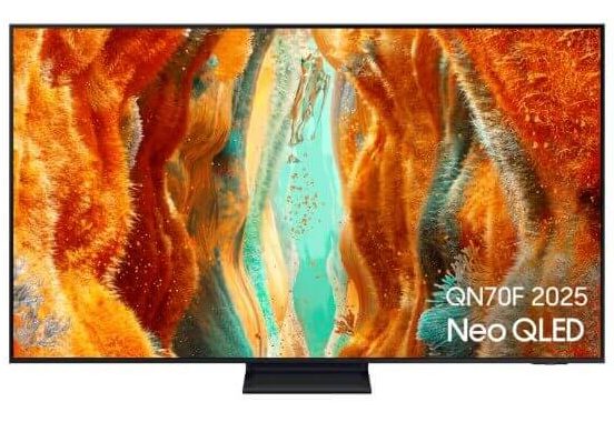 Samsung QN70F Neo QLED AI-televisio olohuoneessa